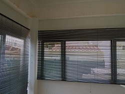 Venetian blinds